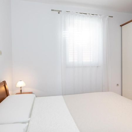 Apartments Bella Vista Đảo Krk Ngoại thất bức ảnh