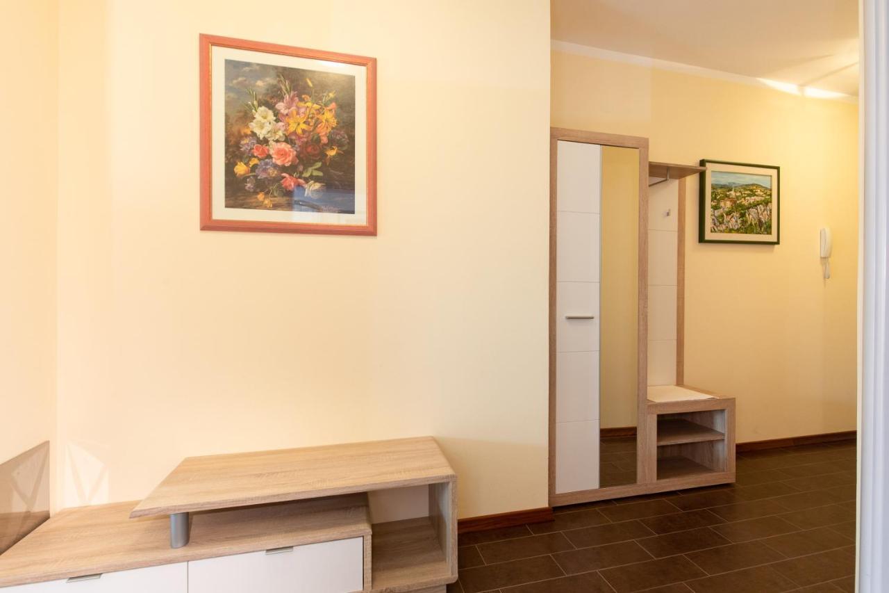 Apartments Bella Vista Đảo Krk Ngoại thất bức ảnh