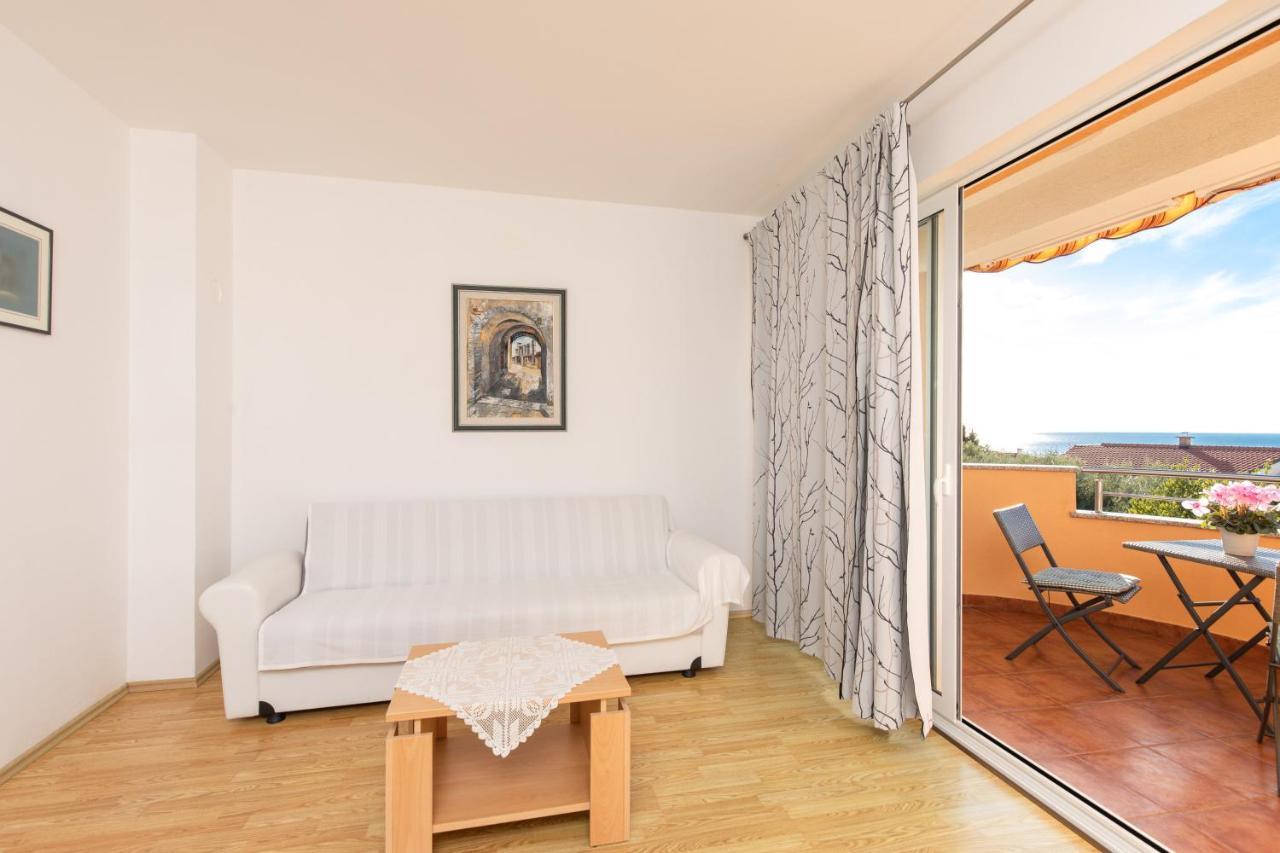 Apartments Bella Vista Đảo Krk Ngoại thất bức ảnh
